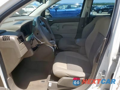 Zdjęcie 7 z 13 samochodu: 2008 JEEP COMPASS SPORT VIN:1J8FT47W68D706535 - miniatura