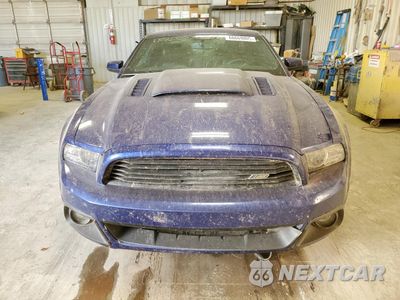 Piąte zdjęcie samochodu w środku: 2014 FORD MUSTANG GT VIN:1ZVBP8CF8E5284472 - miniatura