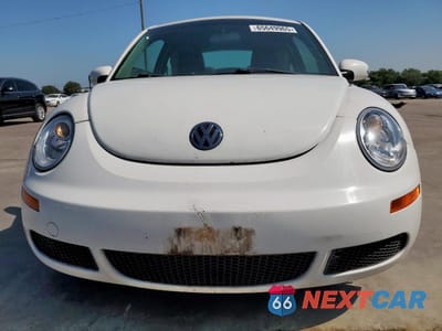 Piąte zdjęcie samochodu w środku: 2010 VOLKSWAGEN NEW BEETLE VIN:3VWPG3AGXAM010554 - miniatura