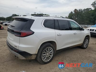 Trzecie zdjęcie samochodu z tyłu: 2025 GMC ACADIA DENALI VIN:1GKENLRS5SJ242555 - miniatura