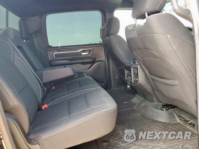 Zdjęcie 10 z 12 samochodu: 2019 RAM 1500 BIG HORN/LONE STAR VIN:1C6SRFFT3KN741615 - miniatura