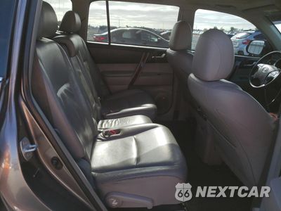 Zdjęcie 12 z 14 samochodu: 2011 TOYOTA HIGHLANDER HYBRID LIMITED VIN:JTEDC3EH4B2002846 - miniatura