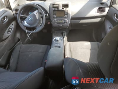 Zdjęcie 8 z 14 samochodu: 2016 NISSAN LEAF S VIN:1N4AZ0CP0GC305287 - miniatura