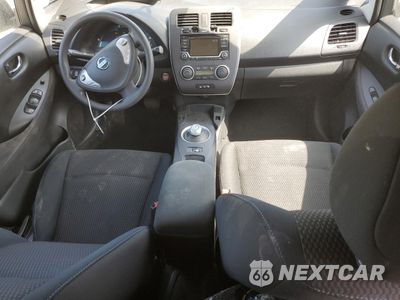 Zdjęcie 8 z 14 samochodu: 2016 NISSAN LEAF S VIN:1N4AZ0CP0GC305287 - miniatura