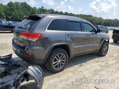 Trzecie zdjęcie samochodu z tyłu: 2018 JEEP GRAND CHEROKEE LAREDO VIN:1C4RJFAG6JC401975 - miniatura