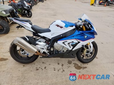 2015 BMW S 1000 RR WB10D2101FZ352701 - główne zdjęcie licytacji z USA - miniatura