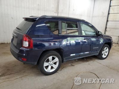 Trzecie zdjęcie samochodu z tyłu: 2014 JEEP COMPASS SPORT VIN:1C4NJDBB9ED728117 - miniatura