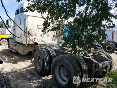 Trzecie zdjęcie samochodu z tyłu: 1999 INTERNATIONAL 9400 SEMI TRUCK VIN:2HSFHAERXXC087707 - miniatura