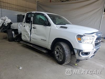 Czwarte zdjęcie samochodu z boku: 2019 RAM 1500 BIG HORN/LONE STAR VIN:1C6SRFBT0KN914268 - miniatura