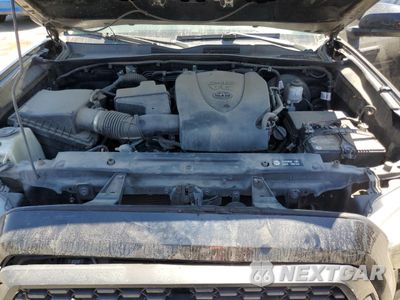Zdjęcie 11 z 12 samochodu: 2018 TOYOTA TACOMA DOUBLE CAB VIN:3TMAZ5CN1JM069373 - miniatura