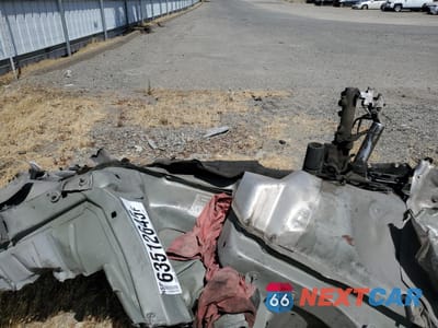 Zdjęcie 10 z 13 samochodu: 2005 CHEVROLET SUBURBAN K1500 VIN:3GNFK16Z65G289394 - miniatura