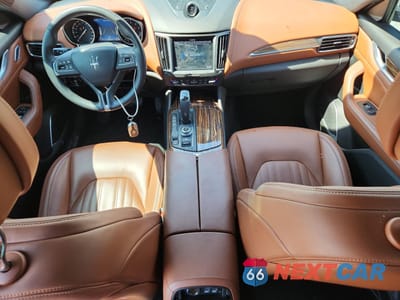 Zdjęcie 8 z 16 samochodu: 2019 MASERATI LEVANTE LUXURY VIN:ZN661XULXKX320598 - miniatura