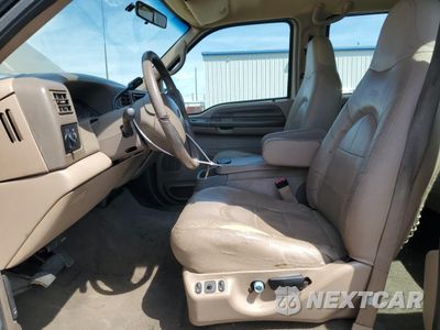 Zdjęcie 7 z 12 samochodu: 1999 FORD F250 SUPER DUTY VIN:1FTNW21S2XEB38037 - miniatura