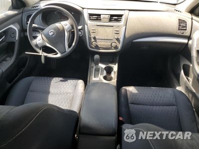 Zdjęcie 8 z 13 samochodu: 2017 NISSAN ALTIMA 2.5 VIN:1N4AL3AP5HC294360 - miniatura