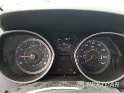 Zdjęcie 9 z 12 samochodu: 2016 HYUNDAI ELANTRA SE VIN:KMHDH4AEXGU492854 - miniatura