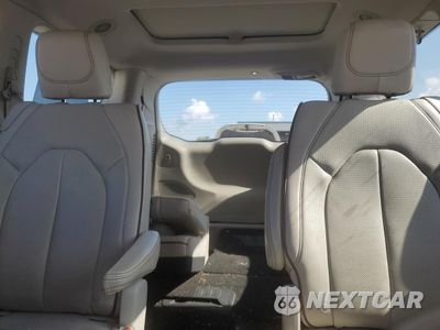 Zdjęcie 10 z 16 samochodu: 2017 CHRYSLER PACIFICA LIMITED VIN:2C4RC1GG6HR544432 - miniatura