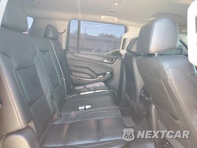 Zdjęcie 10 z 12 samochodu: 2016 CHEVROLET SUBURBAN C1500 LT VIN:1GNSCHKC1GR454003 - miniatura
