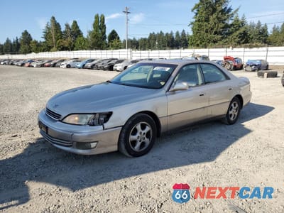 2002 LEXUS ES 300 JT8BF28G515112297 - główne zdjęcie licytacji z USA - miniatura