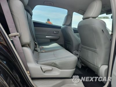 Zdjęcie 10 z 12 samochodu: 2013 TOYOTA PRIUS V VIN:JTDZN3EU2D3216149 - miniatura