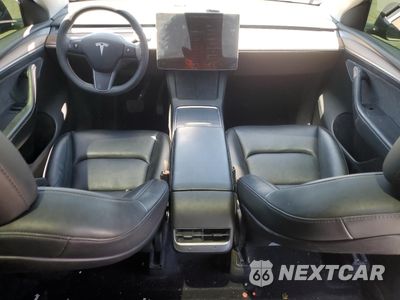 Zdjęcie 8 z 13 samochodu: 2023 TESLA MODEL Y VIN:7SAYGAEE0PF626302 - miniatura