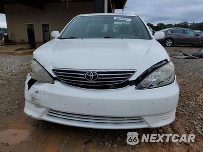 Piąte zdjęcie samochodu w środku: 2006 TOYOTA CAMRY LE VIN:4T1BE32K96U643048 - miniatura