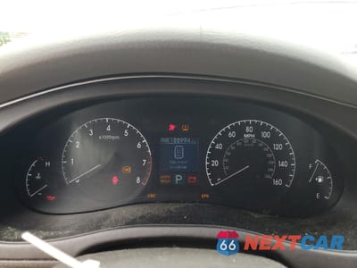 Zdjęcie 9 z 12 samochodu: 2010 HYUNDAI GENESIS 4.6L VIN:KMHGC4DF9AU072381 - miniatura