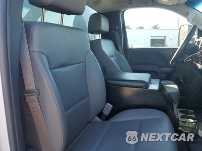 Zdjęcie 10 z 12 samochodu: 2015 CHEVROLET SILVERADO C3500 VIN:1GB3CYCG9FZ121887 - miniatura