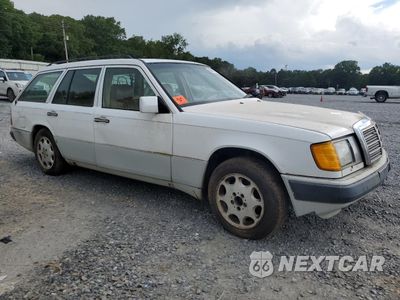 Czwarte zdjęcie samochodu z boku: 1992 MERCEDES-BENZ 300 TE VIN:WDBEA90D5NF207500 - miniatura