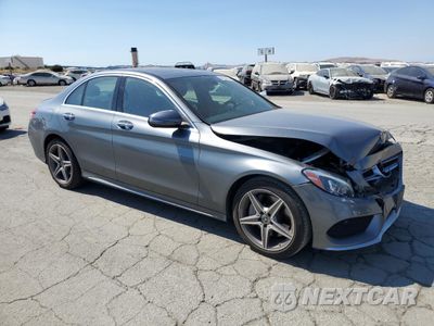 Czwarte zdjęcie samochodu z boku: 2018 MERCEDES-BENZ C 300 VIN:55SWF4JB3JU280093 - miniatura