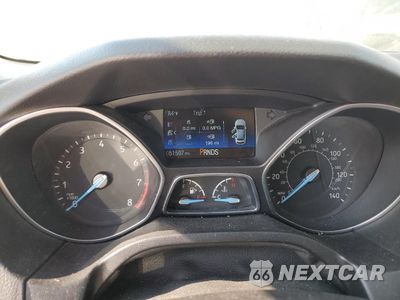 Zdjęcie 9 z 14 samochodu: 2016 FORD FOCUS TITANIUM VIN:1FADP3N21GL256428 - miniatura
