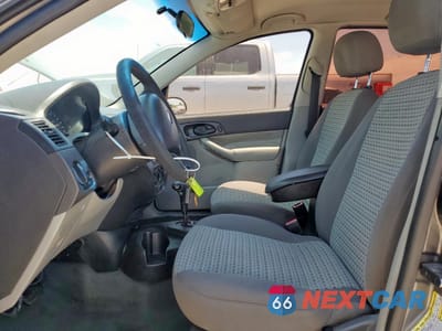 Zdjęcie 7 z 14 samochodu: 2007 FORD FOCUS ZX4 VIN:1FAFP34N87W322203 - miniatura