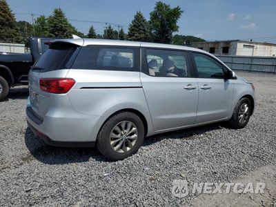 Trzecie zdjęcie samochodu z tyłu: 2020 KIA SEDONA L VIN:KNDMA5C18L6596119 - miniatura