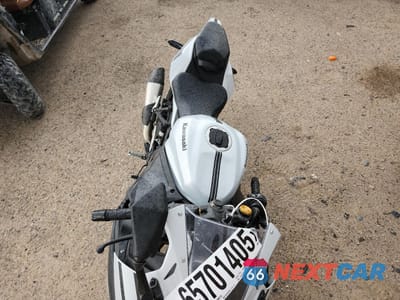 Piąte zdjęcie samochodu w środku: 2025 KAWASAKI ZX400 S VIN:ML5ZXCS18SDA39311 - miniatura