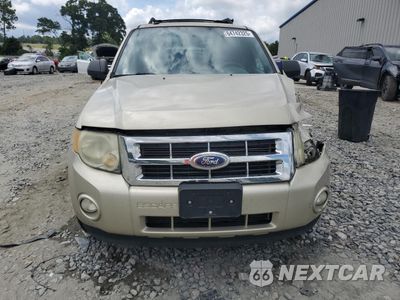 Piąte zdjęcie samochodu w środku: 2010 FORD ESCAPE XLT VIN:1FMCU0D75AKD30646 - miniatura