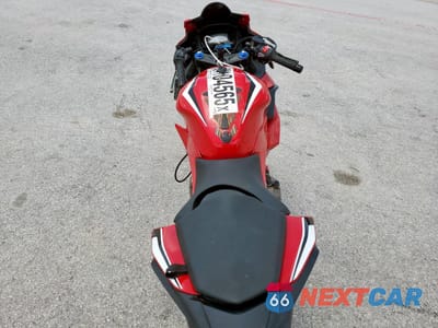 Zdjęcie 6 z 11 samochodu: 2020 HONDA CBR500 R VIN:MLHPC6213L5100449 - miniatura
