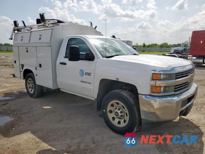 Czwarte zdjęcie samochodu z boku: 2015 CHEVROLET SILVERADO C3500 VIN:1GB3CYCG6FZ548525 - miniatura