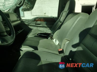 Zdjęcie 7 z 12 samochodu: 2002 FORD F350 SRW SUPER DUTY VIN:1FTSW31F02EA51824 - miniatura