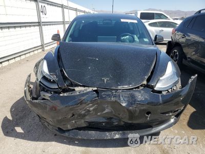 Piąte zdjęcie samochodu w środku: 2023 TESLA MODEL 3 VIN:5YJ3E1EA6PF501279 - miniatura