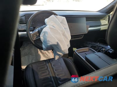 Zdjęcie 8 z 14 samochodu: 2025 RIVIAN R1S ADVENTURE VIN:7PDSGBBA3SN047964 - miniatura