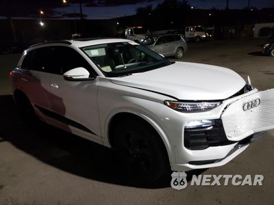 Czwarte zdjęcie samochodu z boku: 2025 AUDI Q6 E-TRON PREMIUM PLUS VIN:WA124BGF1SA025516 - miniatura