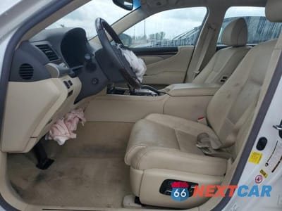 Zdjęcie 7 z 13 samochodu: 2016 LEXUS LS 460L VIN:JTHGL5EF3G5057210 - miniatura