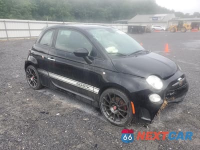 Czwarte zdjęcie samochodu z boku: 2015 FIAT 500 ABARTH VIN:3C3CFFFH3FT520169 - miniatura