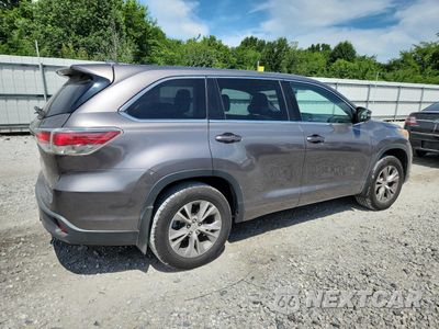 Trzecie zdjęcie samochodu z tyłu: 2015 TOYOTA HIGHLANDER LE VIN:5TDBKRFH7FS085140 - miniatura