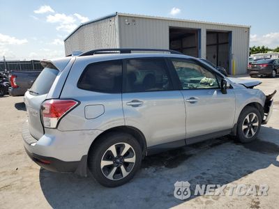Trzecie zdjęcie samochodu z tyłu: 2017 SUBARU FORESTER 2.5I PREMIUM VIN:JF2SJADC9HH408396 - miniatura