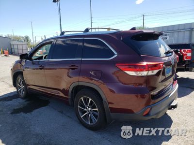 Drugie zdjęcie samochodu z przodu: 2018 TOYOTA HIGHLANDER SE VIN:5TDJZRFH4JS834136 - miniatura