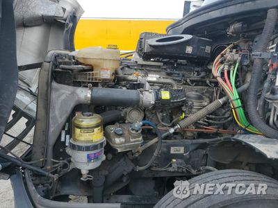 Zdjęcie 7 z 10 samochodu: 2018 FREIGHTLINER CASCADIA 126 SEMI TRUCK VIN:3AKJHHDR0JSJN4757 - miniatura