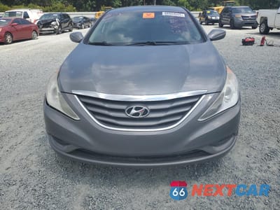 Piąte zdjęcie samochodu w środku: 2013 HYUNDAI SONATA GLS VIN:5NPEB4AC1DH510074 - miniatura