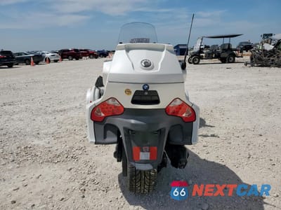 Czwarte zdjęcie samochodu z boku: 2019 CAN-AM SPYDER ROADSTER RT VIN:2BXNBDD23KV001081 - miniatura