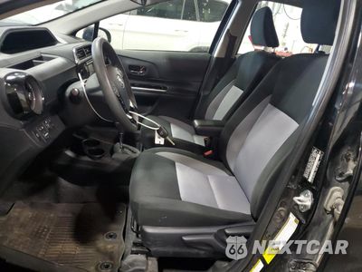 Zdjęcie 7 z 14 samochodu: 2018 TOYOTA PRIUS C VIN:JTDKDTB39J1607287 - miniatura