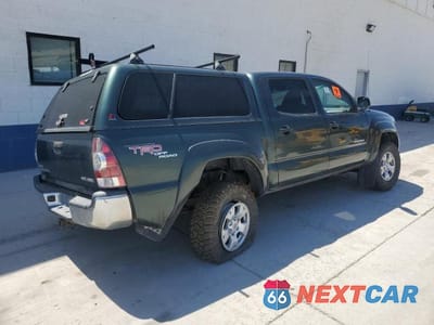 Trzecie zdjęcie samochodu z tyłu: 2009 TOYOTA TACOMA DOUBLE CAB VIN:5TELU42NX9Z611961 - miniatura